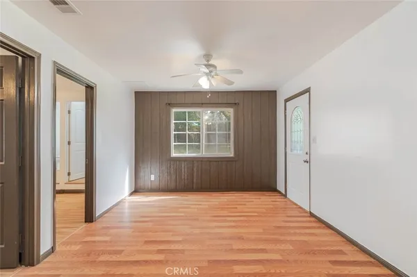 $2,500 | 13333 Gladstone Avenue, Sylmar, CA 91342