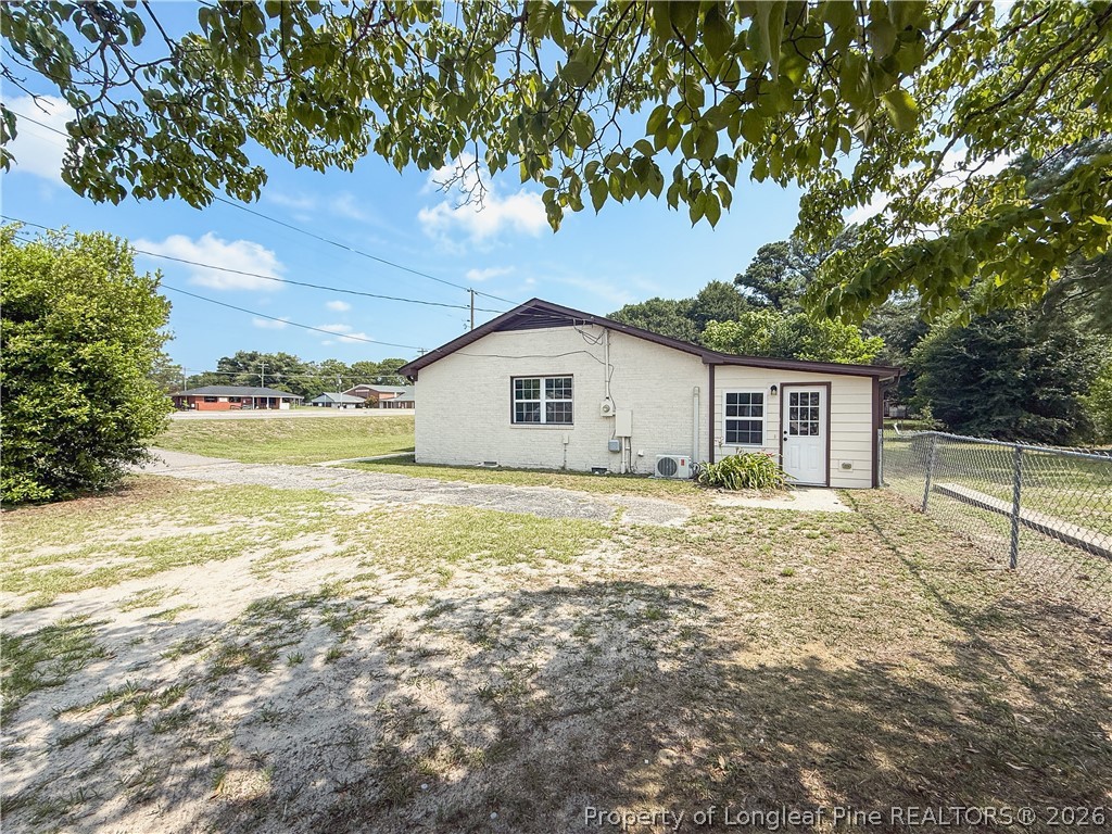 3269 Legion Road Hope Mills, NC 28348 - Photo 6 of 49 Gallery Image 6