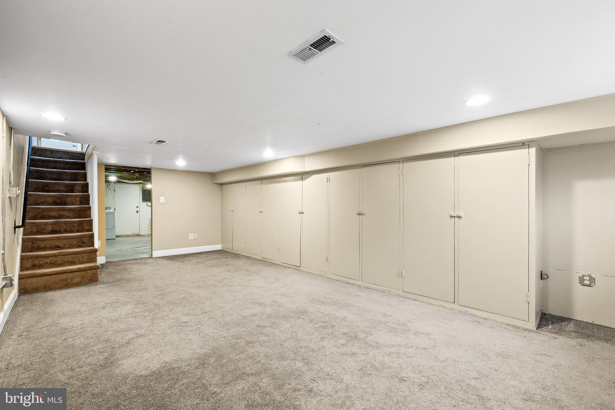 3702 Foster Avenue Baltimore, MD 21224 - Photo 32 of 42