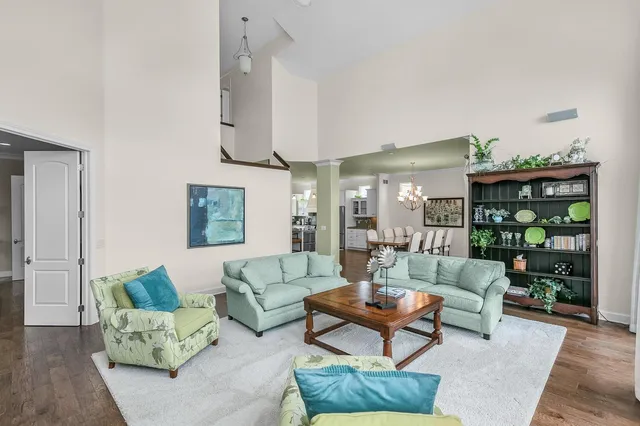 $1,500,000 | 68283 Park Shore Drive, Edwardsburg, MI 49112