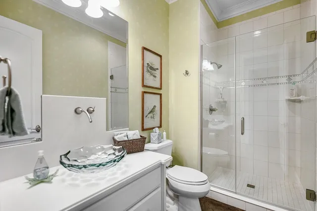 $1,500,000 | 68283 Park Shore Drive, Edwardsburg, MI 49112