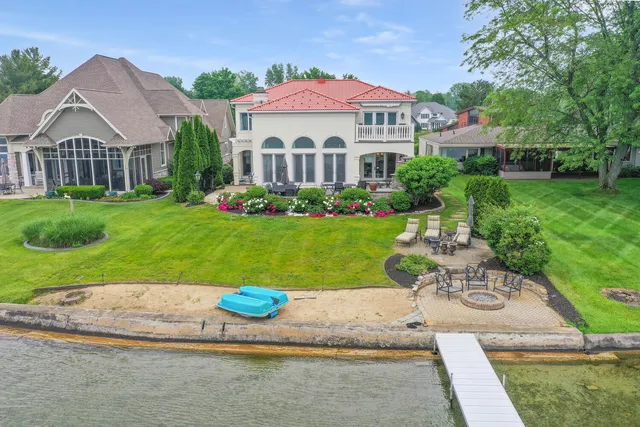 $1,500,000 | 68283 Park Shore Drive, Edwardsburg, MI 49112