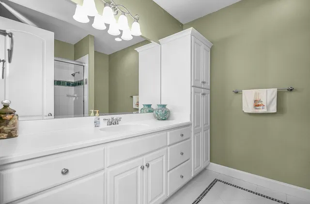 $1,500,000 | 68283 Park Shore Drive, Edwardsburg, MI 49112