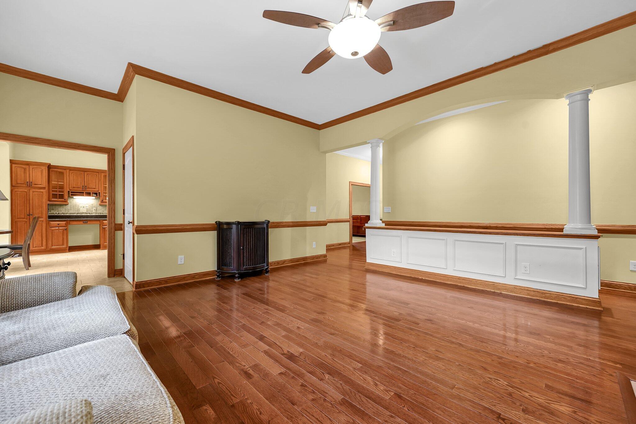 8853 National Road Southwest Etna, OH 43062 - Photo 18 of 43 LARGE GREAT ROOM