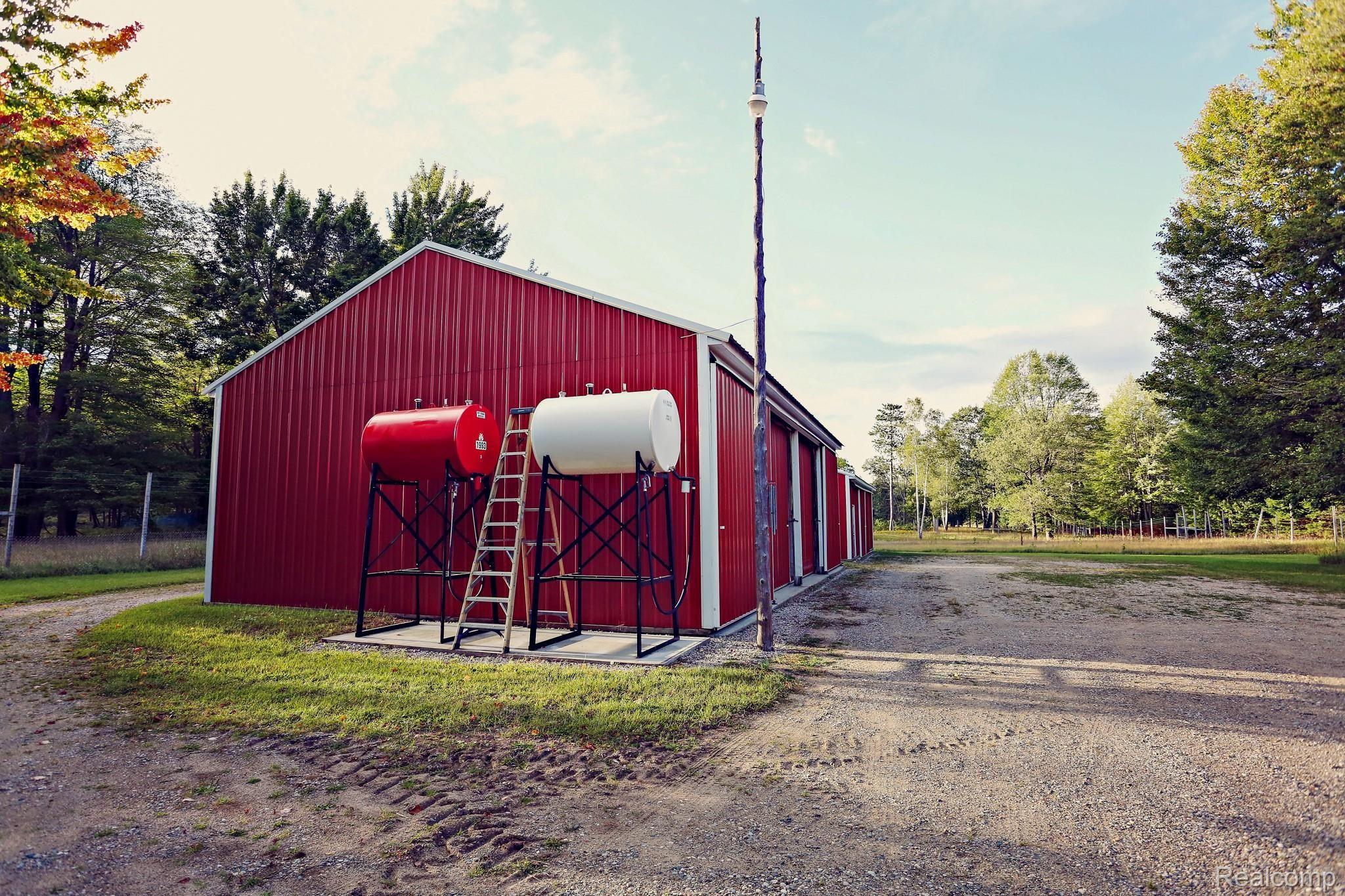 5181 Sargent Road Gladwin, MI 48624 - Photo 4 of 36 alloy_07.jpg