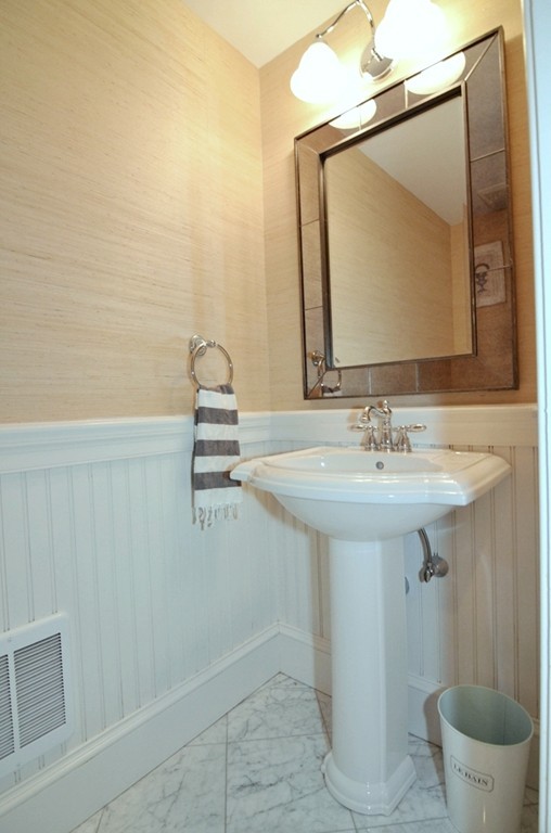 479 Beacon Street, Unit 42 Boston, MA 02115 - Photo 5 of 10