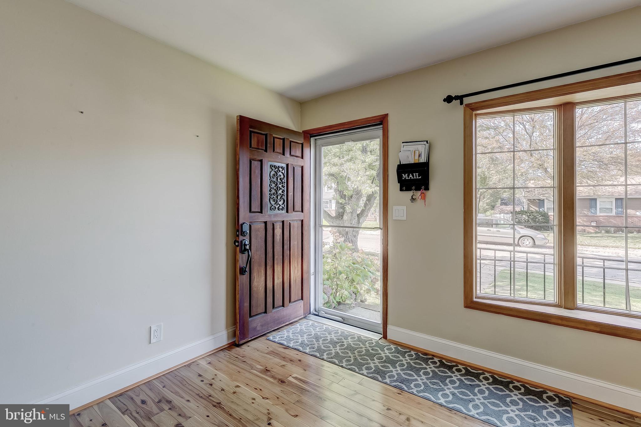 271 Kenwood Road Pasadena, MD 21122 - Photo 4 of 54 Front Entrance