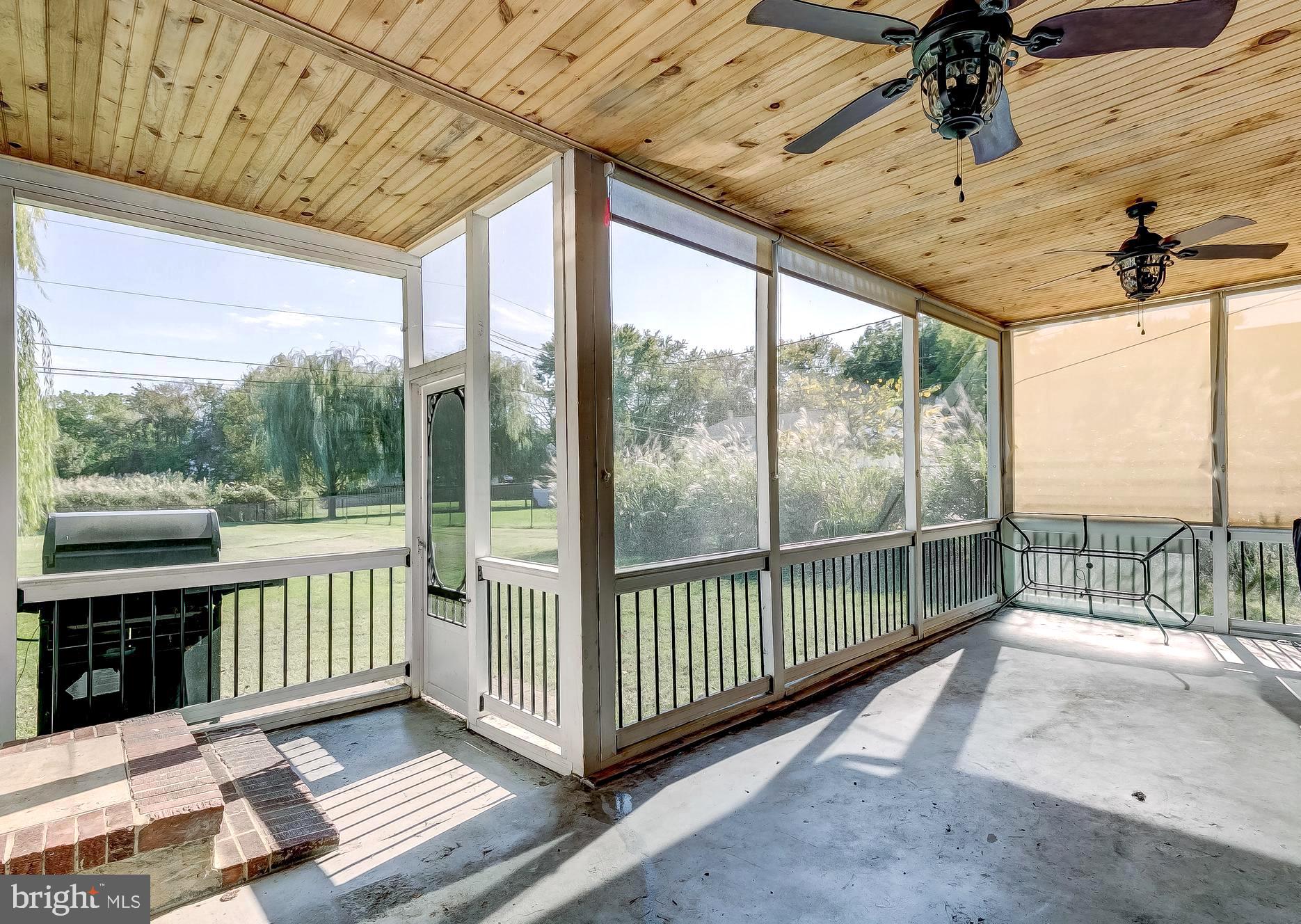 271 Kenwood Road Pasadena, MD 21122 - Photo 33 of 54 Rear Screened Patio