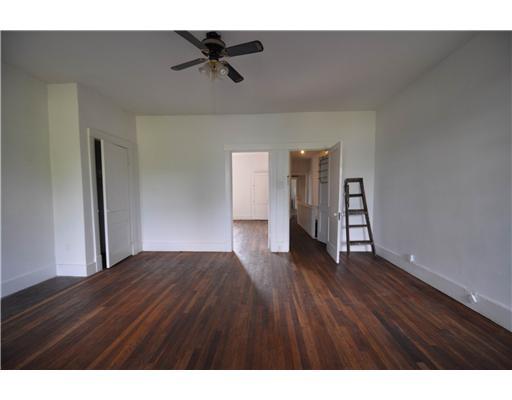 3211 Ward Street Pittsburgh, PA 15213 - Photo 3 of 7 Bedroom.