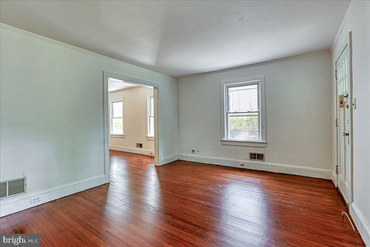 129 Jefferson Road Princeton, NJ 08540 - Photo 3 of 16