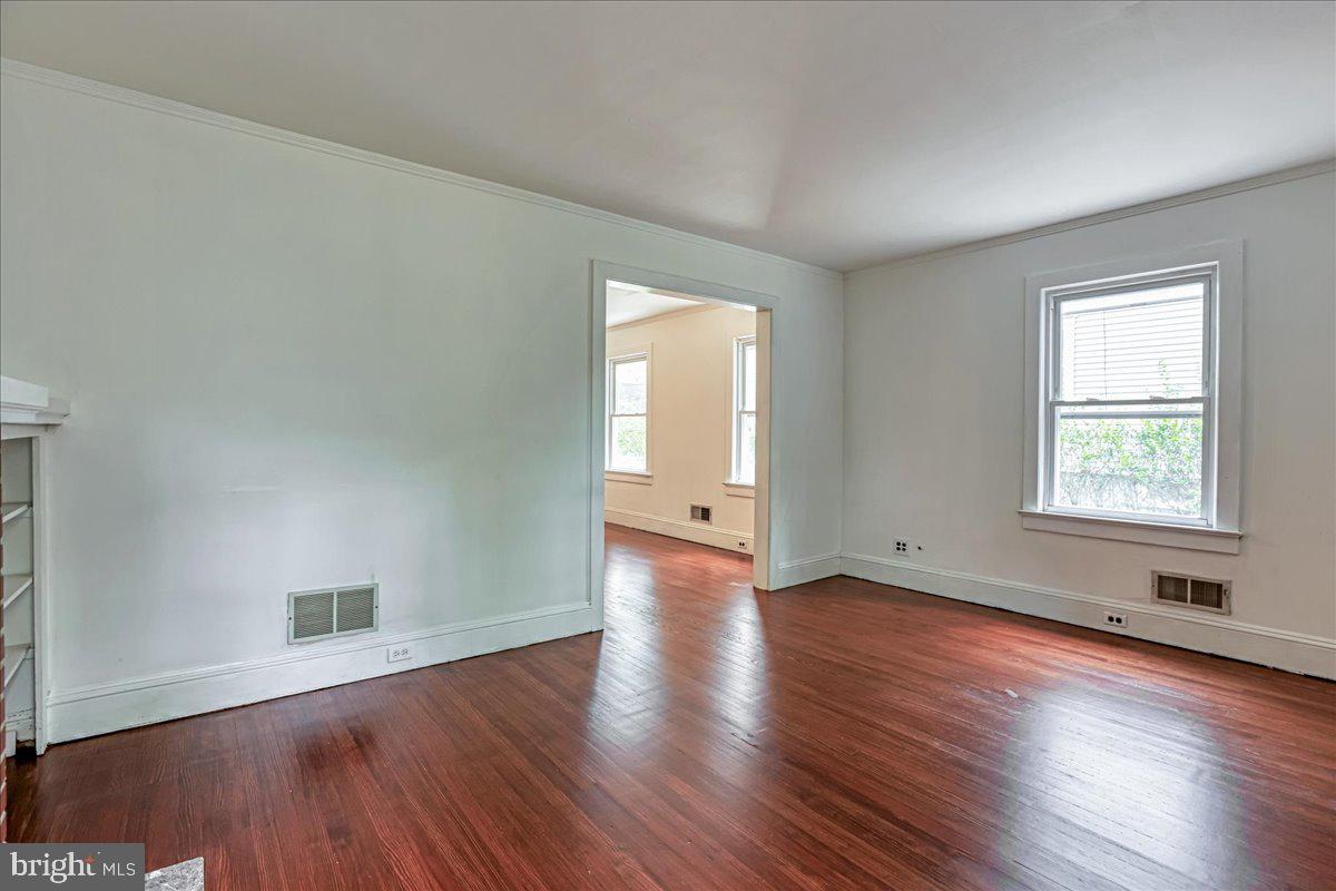 129 Jefferson Road Princeton, NJ 08540 - Photo 4 of 16