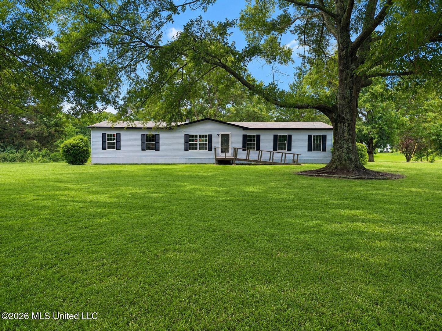 1035 Jasper Lane Crystal Springs, MS 39059 - Photo 1 of 37 1035 Jasper Ln - Front Photo - Marketing