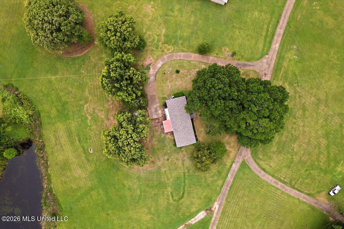 1035 Jasper Lane Crystal Springs, MS 39059 - Photo 30 of 37 29-IDJI_0127