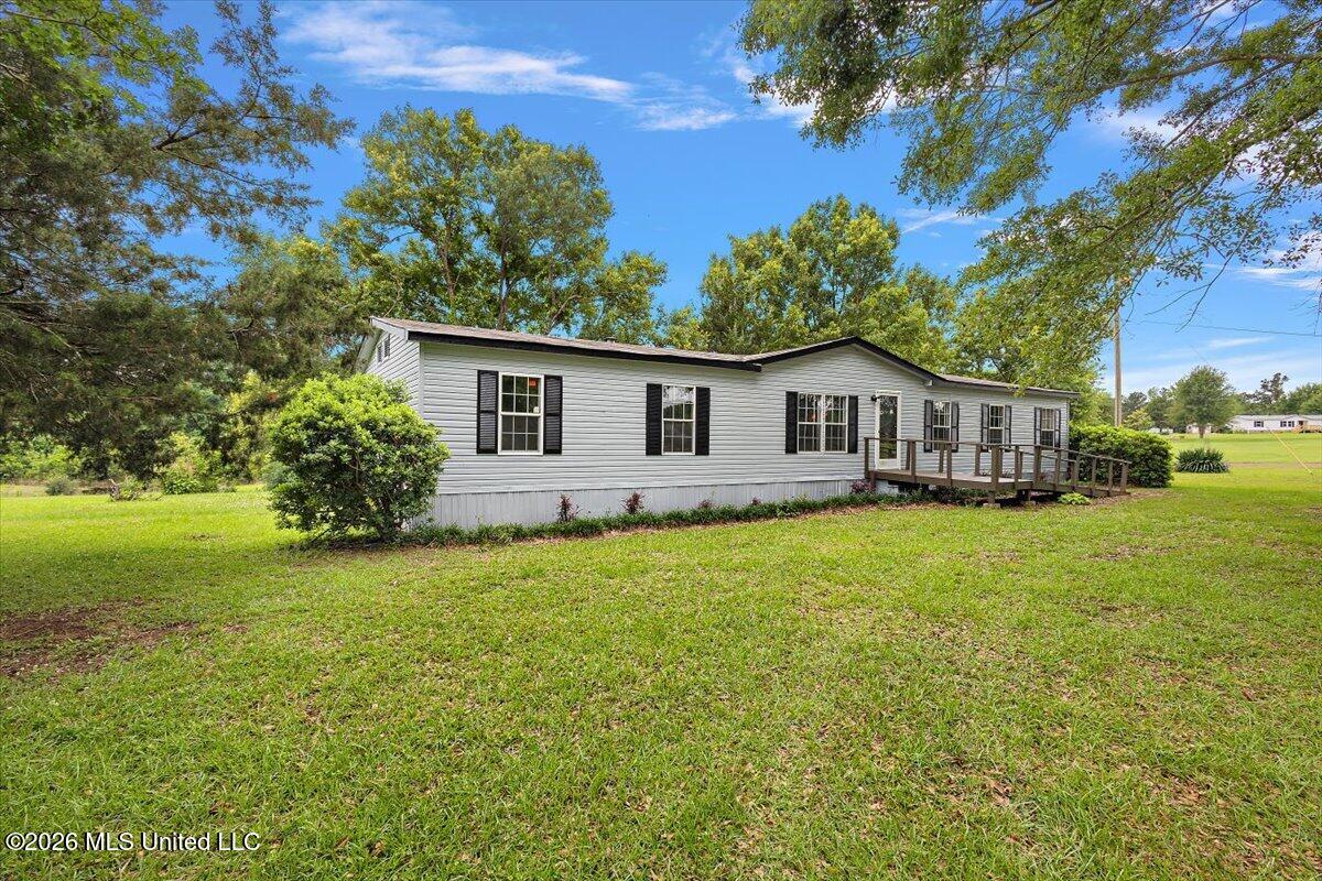 1035 Jasper Lane Crystal Springs, MS 39059 - Photo 3 of 37 02-HTP_3532