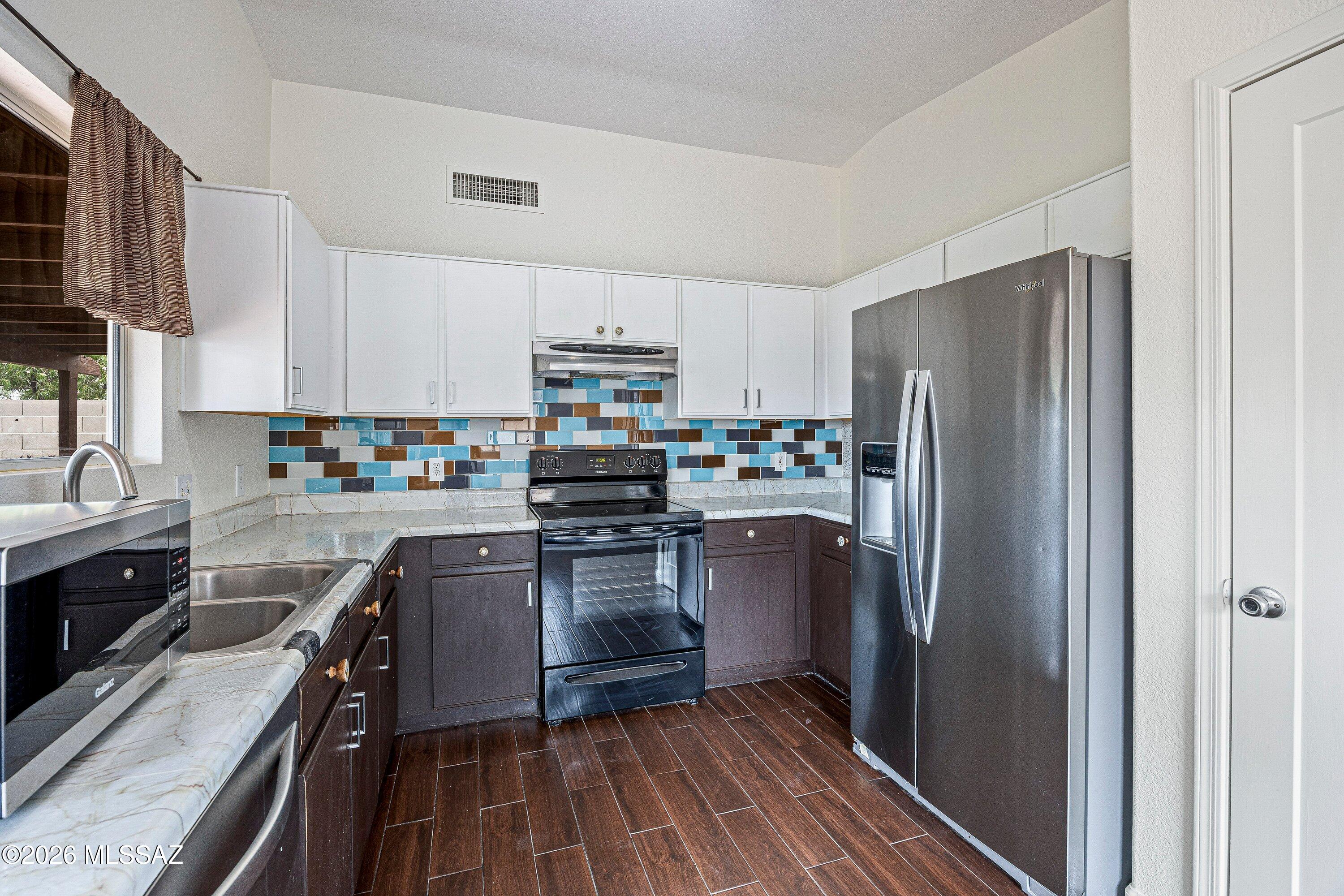 6078 North Raspberry Court Tucson, AZ 85741 - Photo 7 of 20