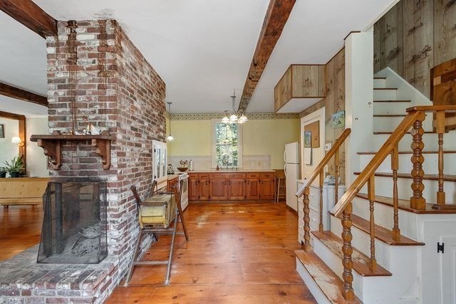 69 South Road Pepperell, MA 01463 - Photo 9 of 28