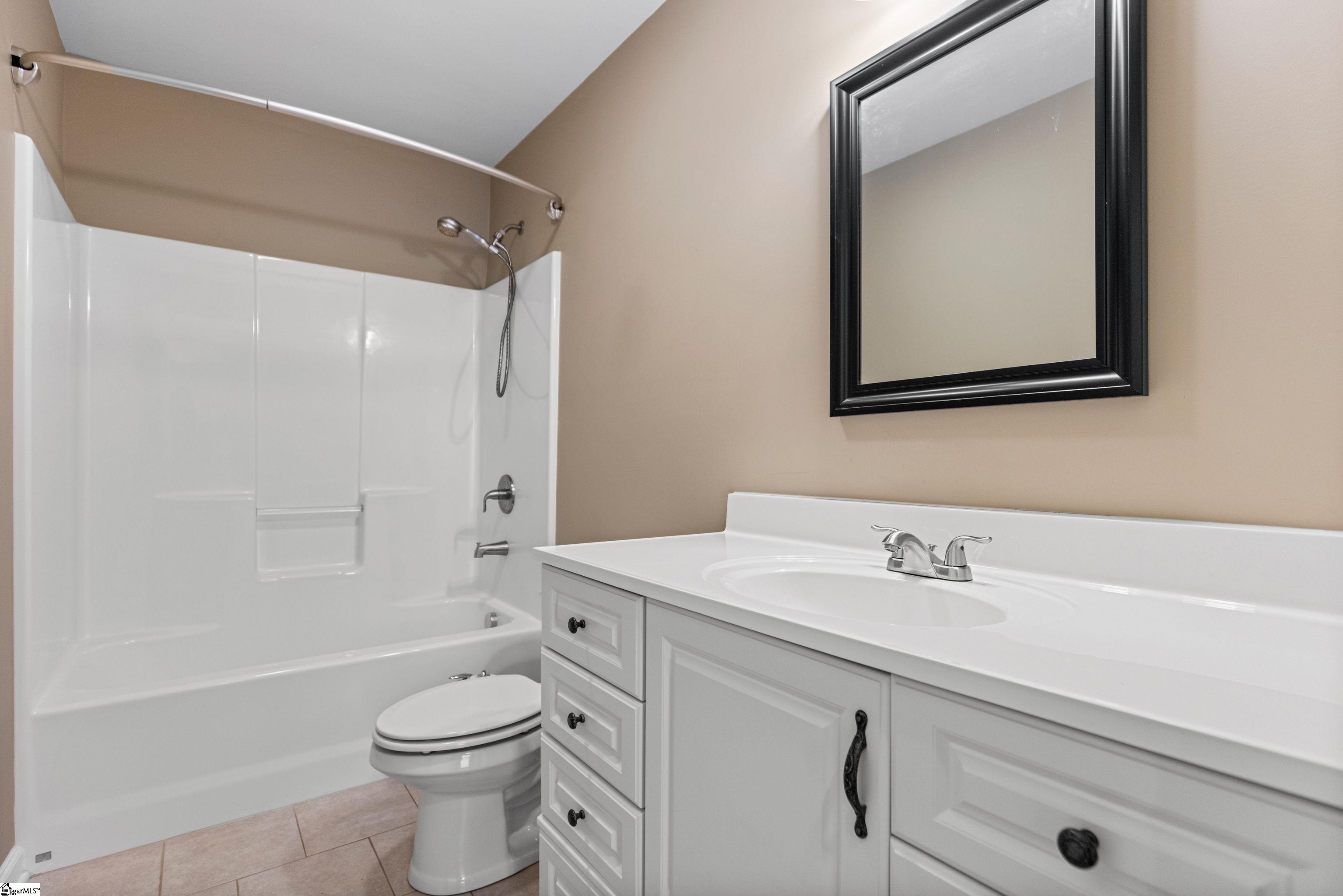 207 Ridgeway Drive Greenville, SC 29607 - Photo 27 of 32