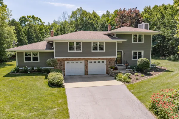 $824,900 | N93-w24655 Bark Road, Colgate, WI 53017