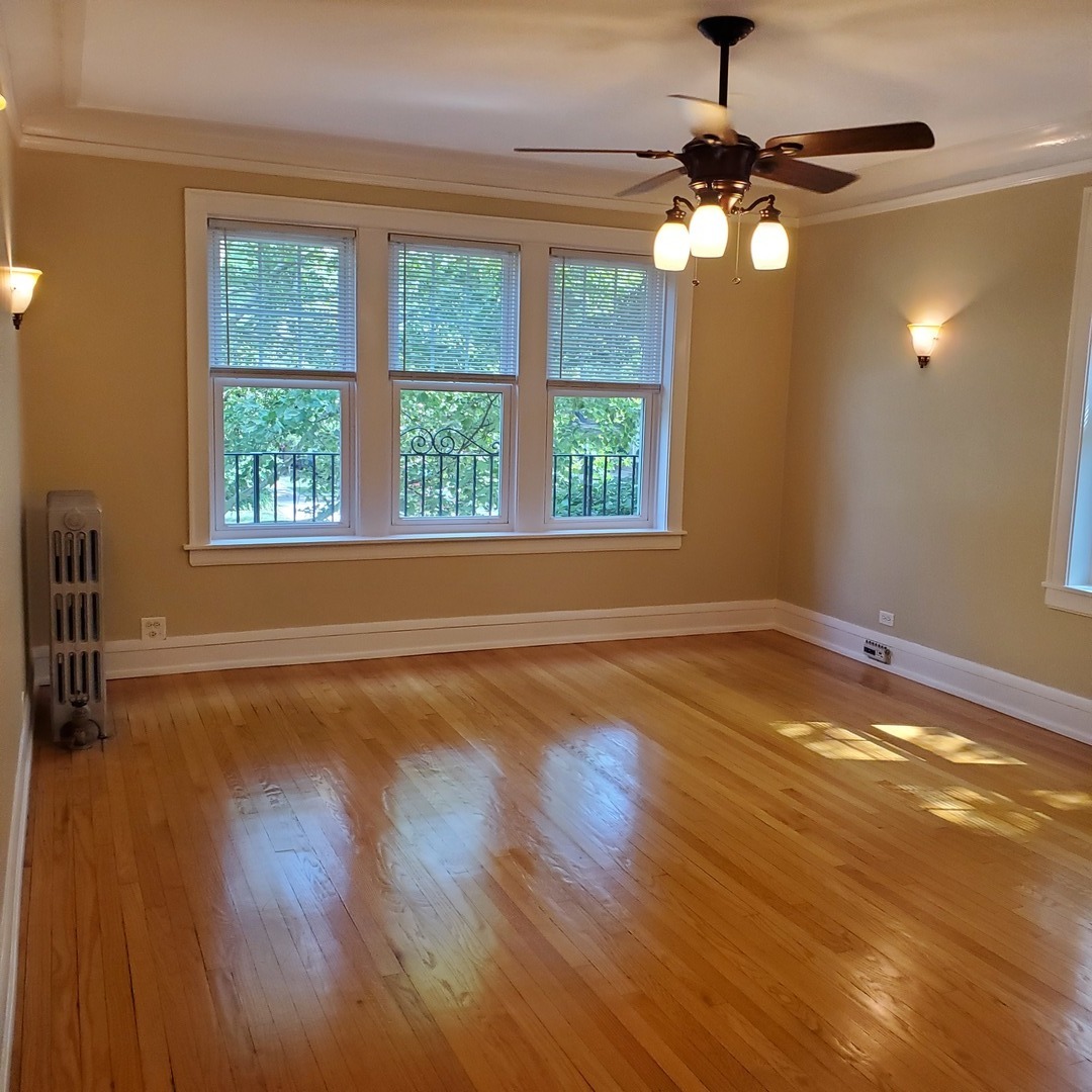 900 Washington Street, Unit 3 Evanston, IL 60202 - Photo 2 of 10