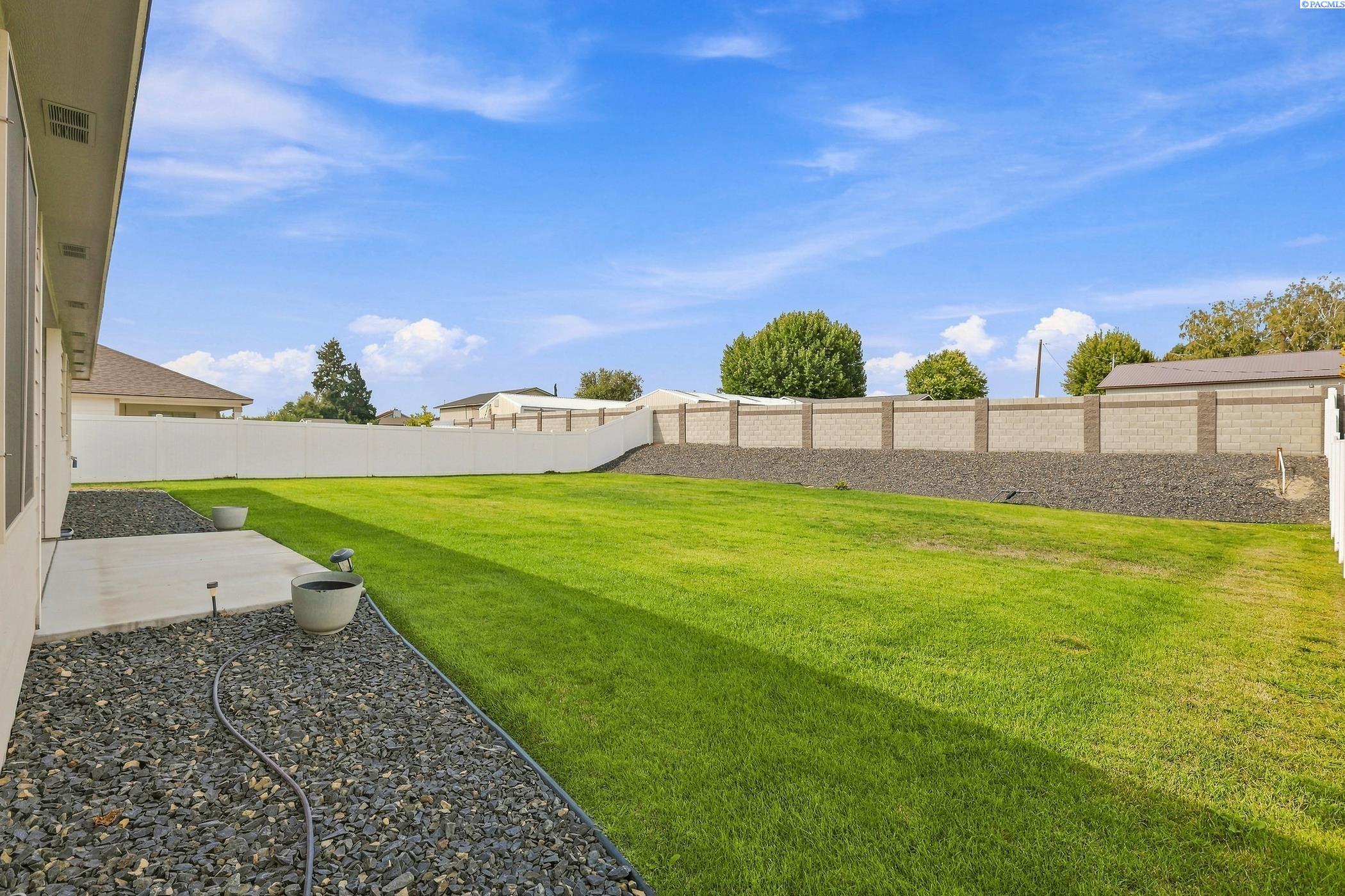 504 Lizzy Lane Grandview, WA 98930 - Photo 38 of 38 Gallery Image 38