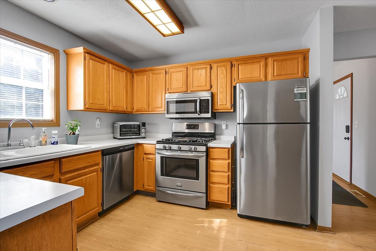 496 Water Tower Road North Manteno, IL 60950 - Photo 6 of 17 Gallery Image 6