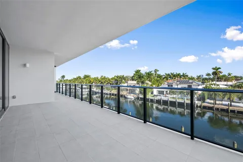 $3,095,000 | 160 Isle Of Venice Drive, Unit 302, Fort Lauderdale, FL 33301