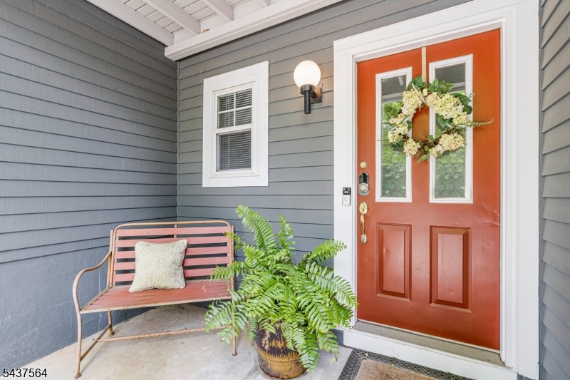 198 Crestview Road Bridgewater, NJ 08807 - Photo 3 of 28