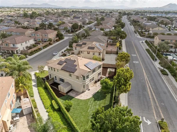 $1,149,990 | 14189 Emmerglen Way, Eastvale, CA 92880