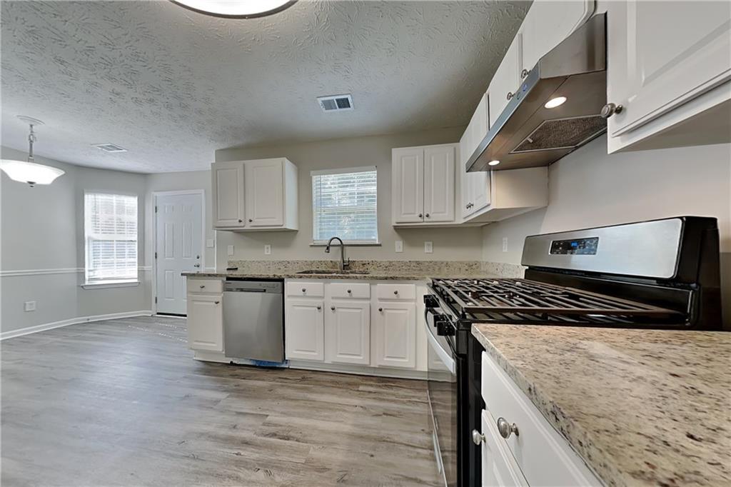 2479 Heatherton Court Dacula, GA 30019 - Photo 5 of 19