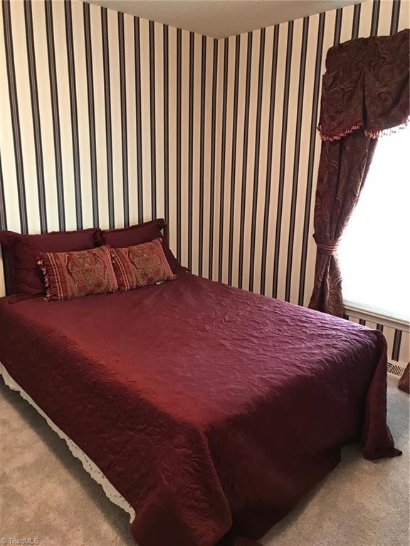 1702 Scarborough Road High Point, NC 27265 - Photo 17 of 25 Gallery Image 17