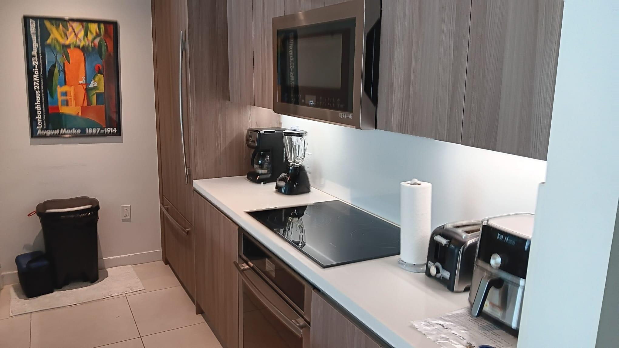 401 North Birch Road, Unit 401 Fort Lauderdale, FL 33304 - Photo 12 of 25 Photo 12