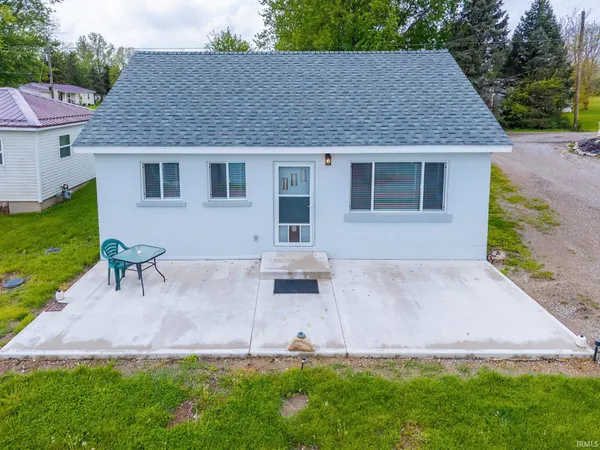 $137,500 | 8727 South South Hill Drive, Silver Lake, IN 46982