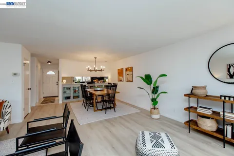 $795,000 | 1160 Marianas Lane, Alameda, CA 94502