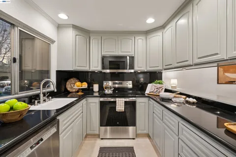 $795,000 | 1160 Marianas Lane, Alameda, CA 94502