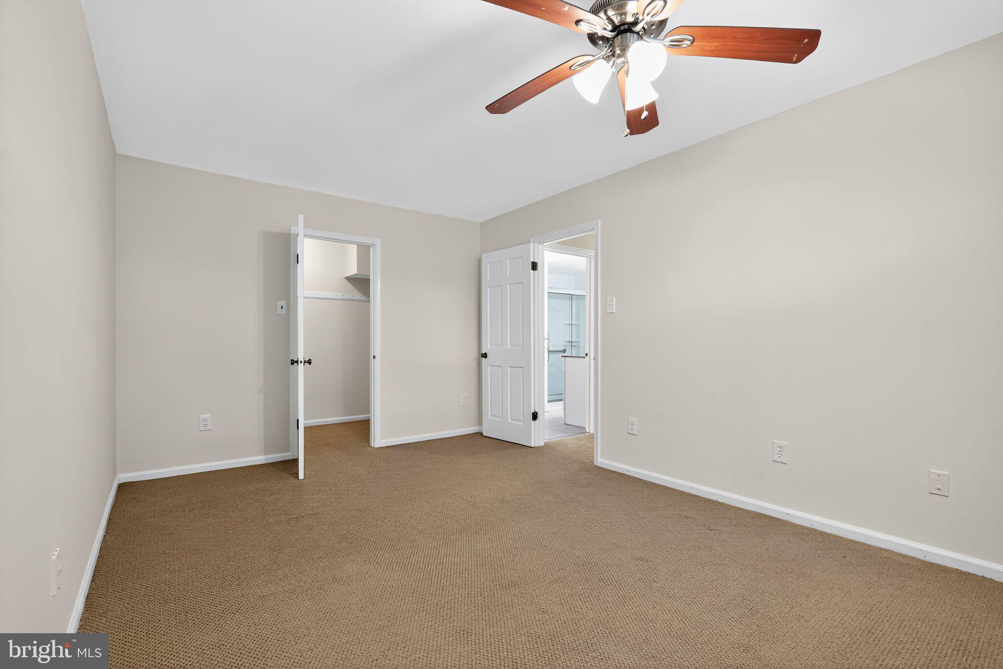 17 Haddonfield Cmns Haddonfield, NJ 08033 - Photo 21 of 37 an empty room with chandelier fan