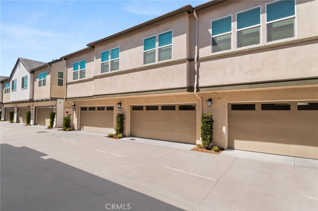 32461 Brunello Way Temecula, CA 92591 - Photo 35 of 46 front view of building with a street