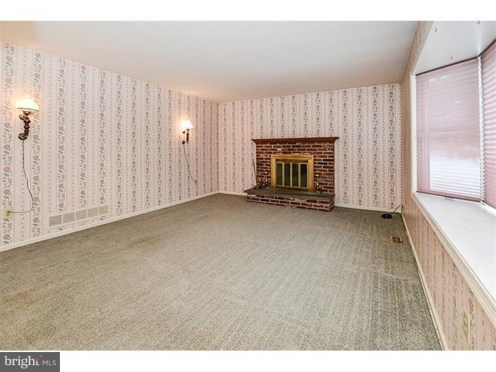 2003 Spring Valley Road Lansdale, PA 19446 - Photo 12 of 25 Family Room