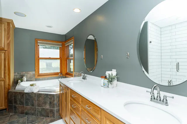 $989,900 | 6005 Salem Road Southwest, Rochester, MN 55902