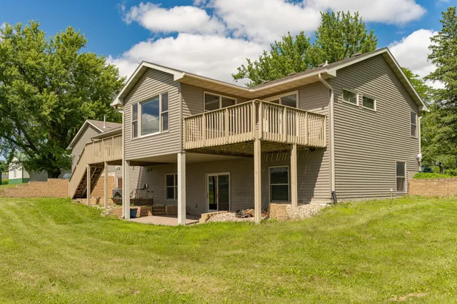 $989,900 | 6005 Salem Road Southwest, Rochester, MN 55902