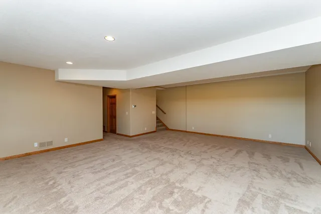 $989,900 | 6005 Salem Road Southwest, Rochester, MN 55902