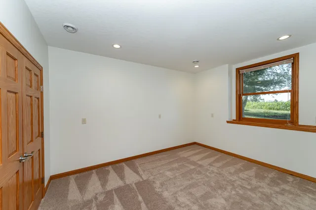 $989,900 | 6005 Salem Road Southwest, Rochester, MN 55902