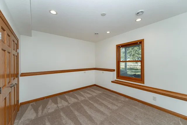 $989,900 | 6005 Salem Road Southwest, Rochester, MN 55902