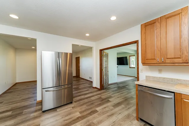 $989,900 | 6005 Salem Road Southwest, Rochester, MN 55902