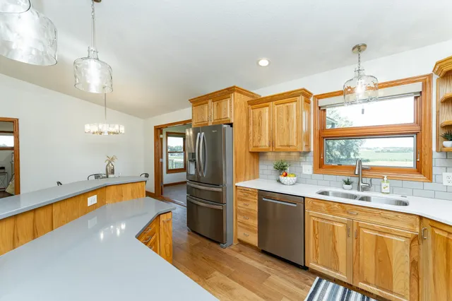 $989,900 | 6005 Salem Road Southwest, Rochester, MN 55902