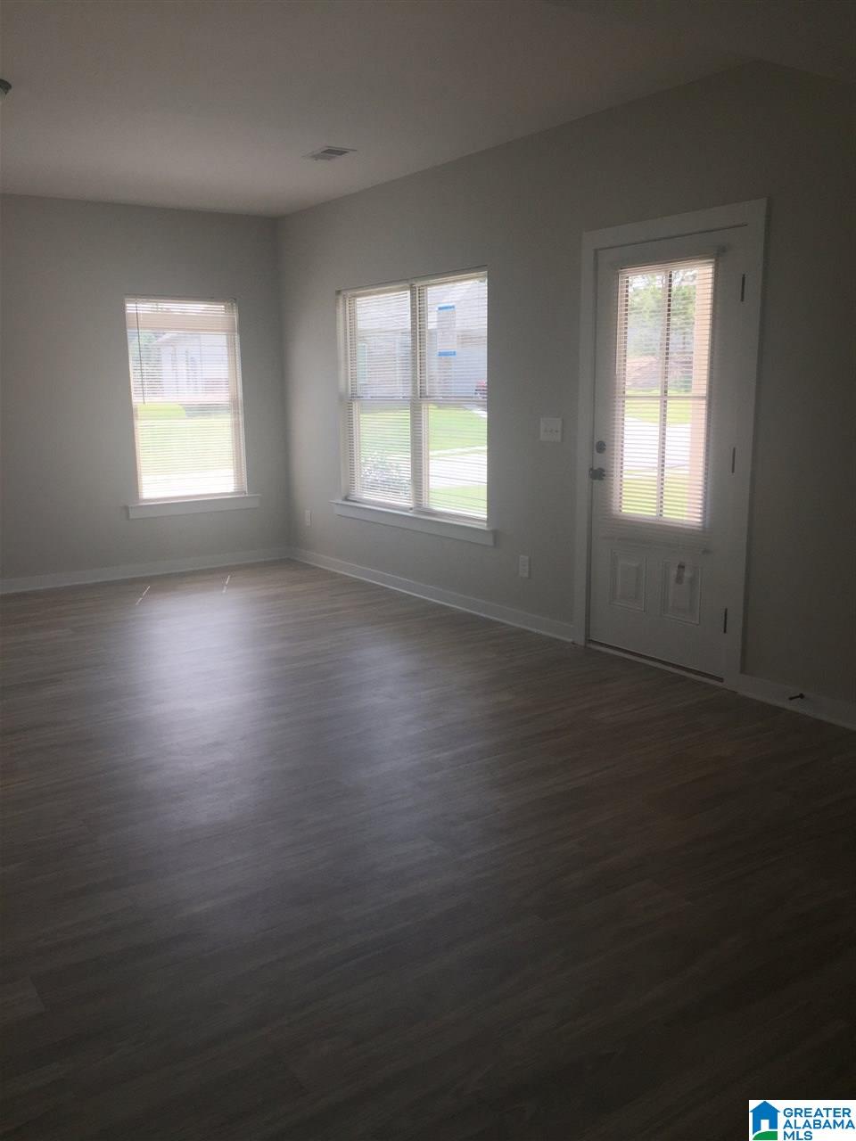 100 Brookside Way Calera, AL 35040 - Photo 5 of 27