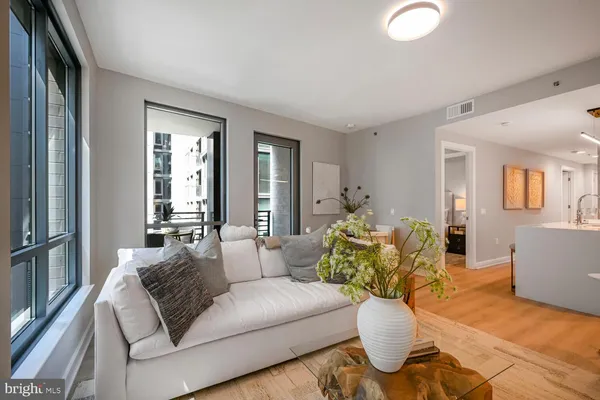 $3,850 | 950 3rd Street Northwest, Unit 401, Washington, DC 20001