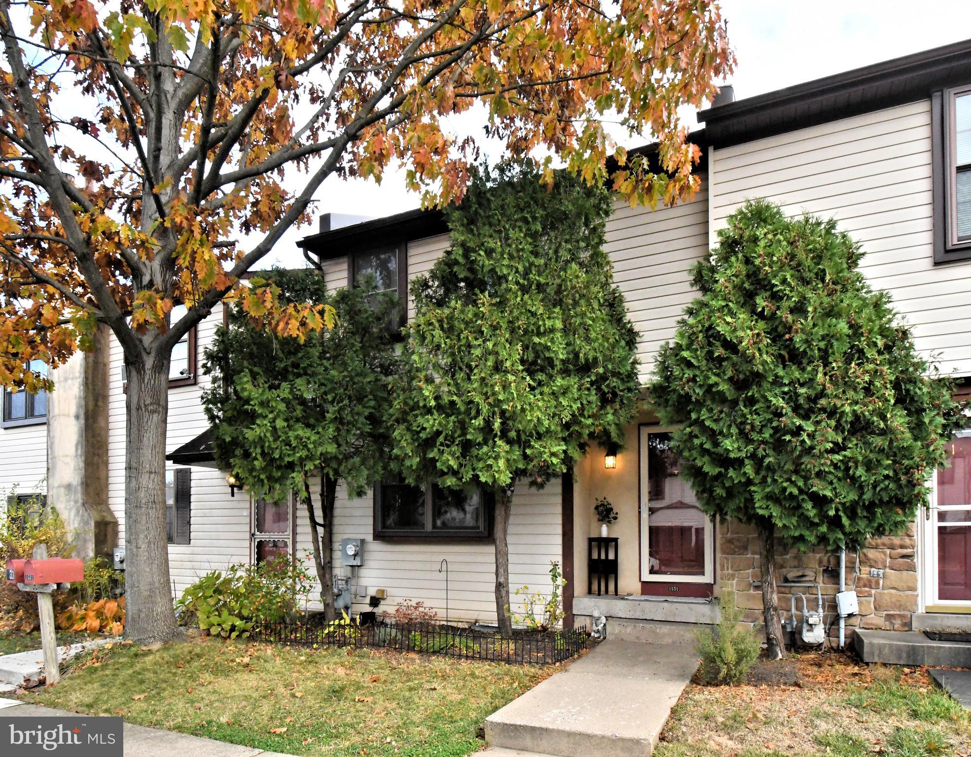 1531 Tarleton Place Warminster, PA 18974 - Photo 3 of 8