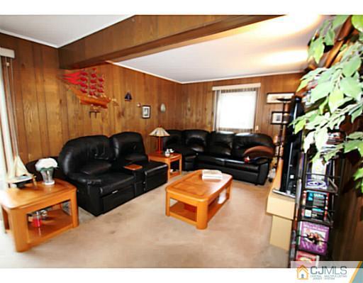 52 Dutch Road East Brunswick, NJ 08816 - Photo 11 of 22 Gallery Image 11