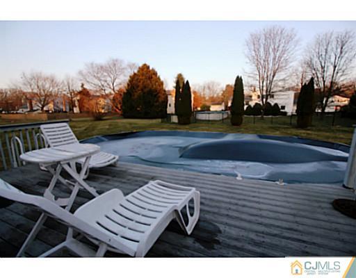 52 Dutch Road East Brunswick, NJ 08816 - Photo 19 of 22 Gallery Image 19