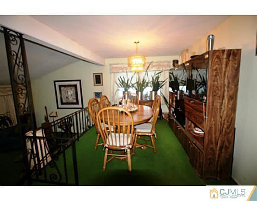 52 Dutch Road East Brunswick, NJ 08816 - Photo 6 of 22 Gallery Image 6